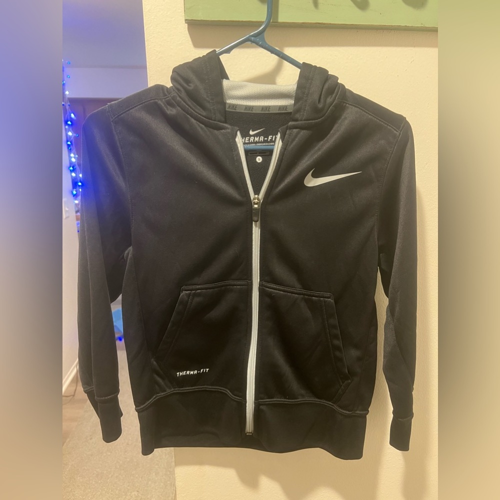 Kids/Boys black Nike zip-up jacket